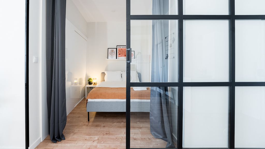Catarina's Little Corner by LovelyStay