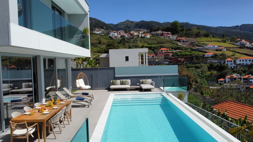 Villa Obra-Prima by LovelyStay