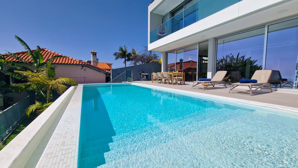 Villa Obra-Prima by LovelyStay