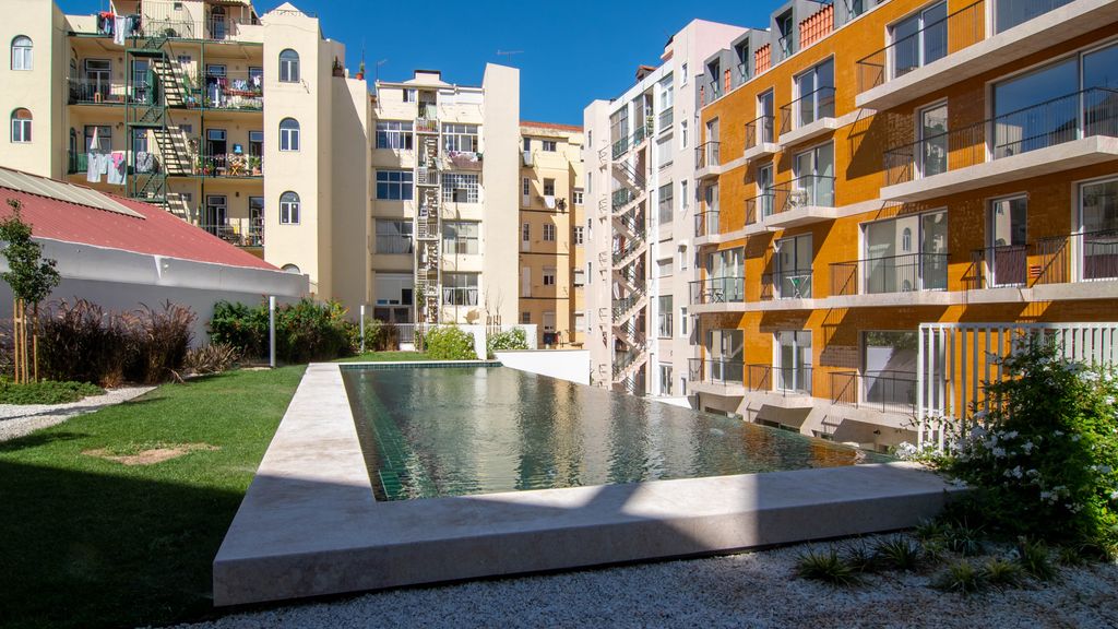 Deluxe 1 BDR Apartment W/ Pool by LovelyStay