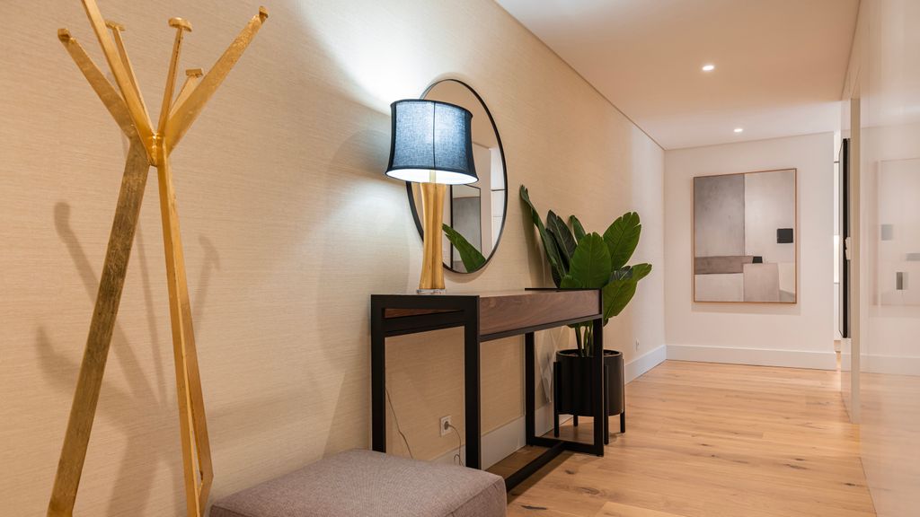 Deluxe 1 BDR Apartment W/ Pool by LovelyStay