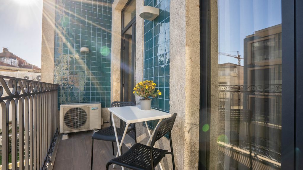João IV Jewel Retreat by LovelyStay