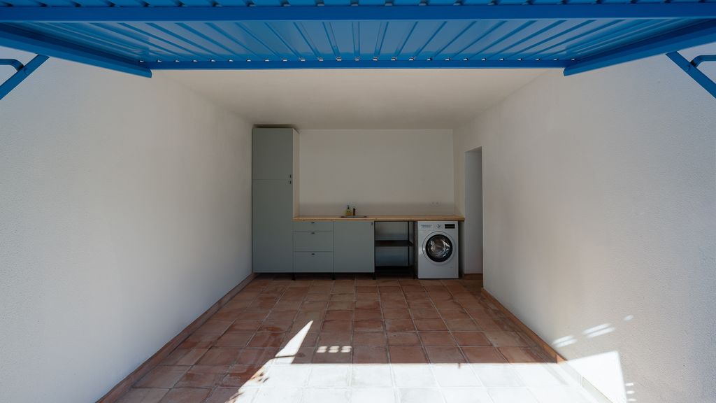 Vila Ramalhete W/ 3 BDR & Balcony by LovelyStay