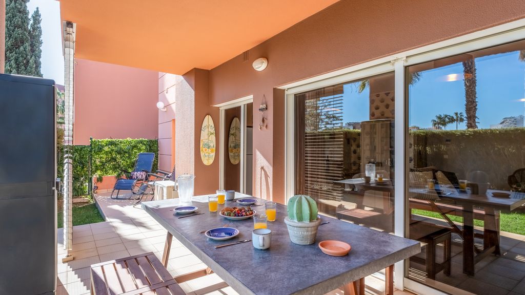Serene Ocean 1 BDR Apartment W/Patio by LovelyStay