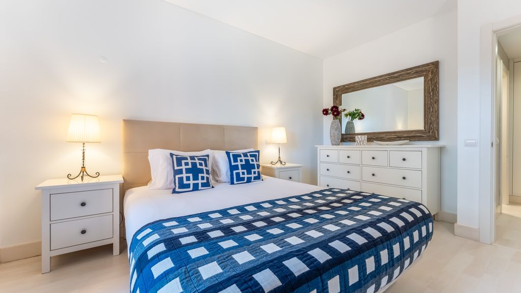 Serene Ocean 1 BDR Apartment W/Patio by LovelyStay