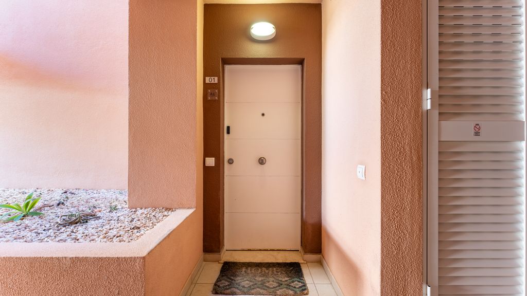 Serene Ocean 1 BDR Apartment W/Patio by LovelyStay