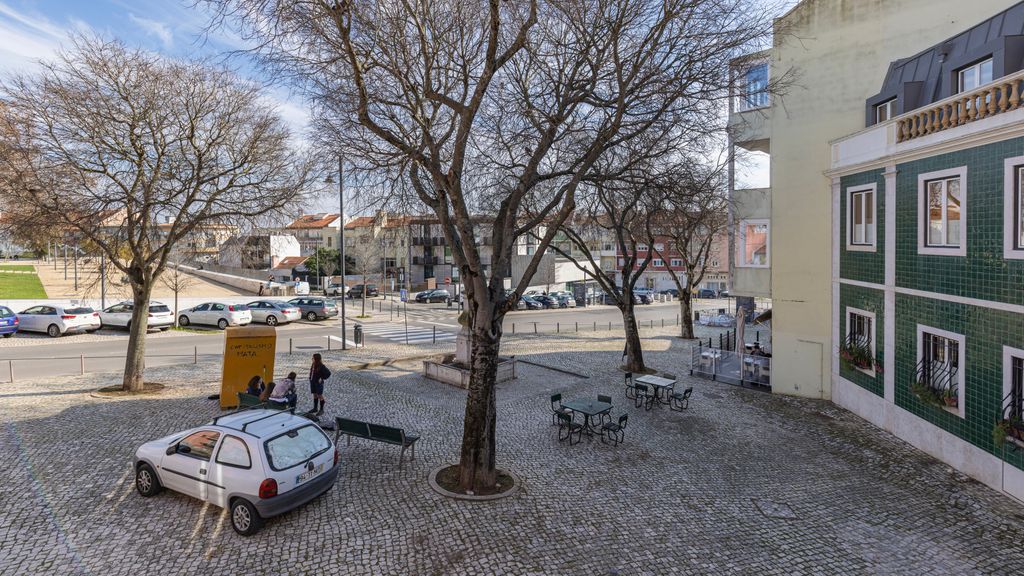 Belém Charming 2BDR House by LovelyStay