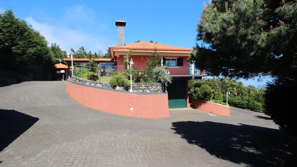 Quinta do Santo by LovelyStay