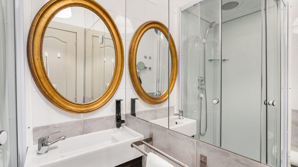 The Indy House | Room 402 by LovelyStay