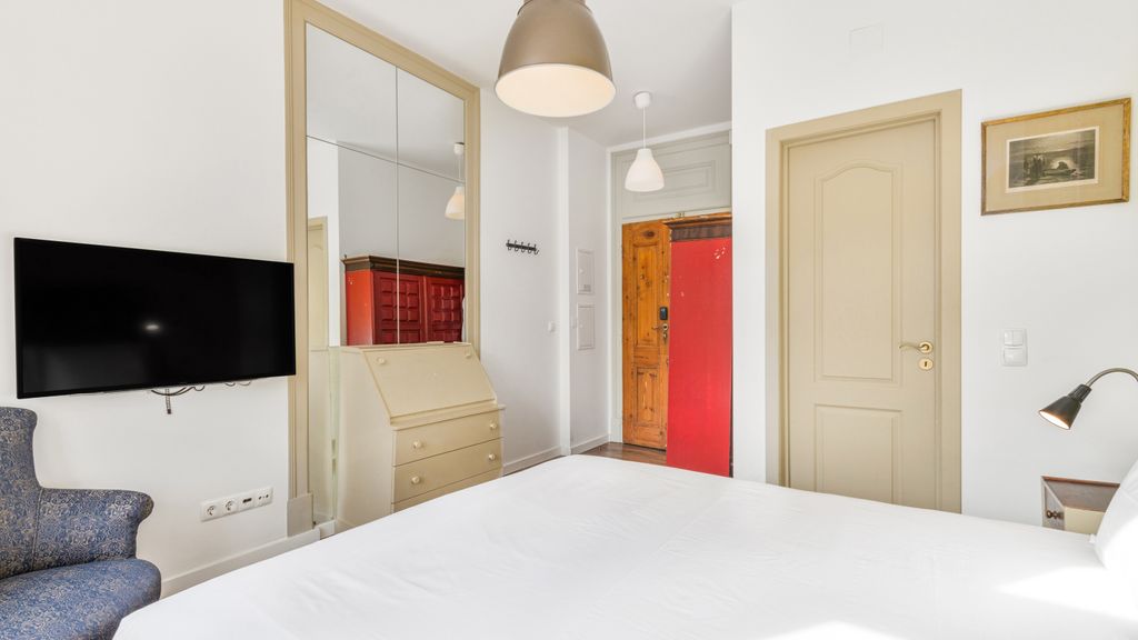 The Indy House | Room 406 by LovelyStay
