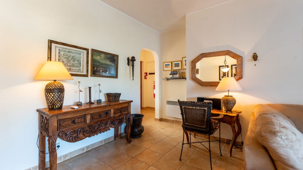 Bright & Spacious 2BR W/Balcony in Vale do Lobo by LovelyStay