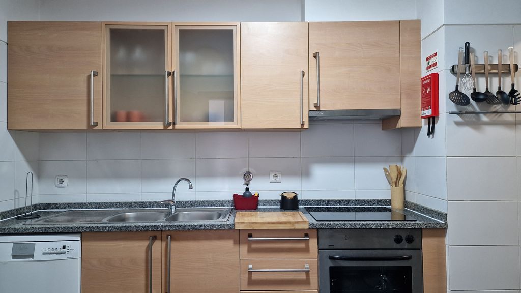 Azenha Apartment by LovelyStay