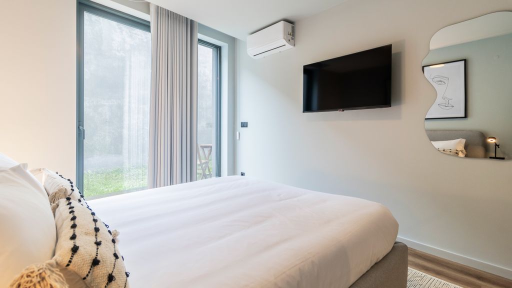 RUAH F - Fantastic Flat by LovelyStay