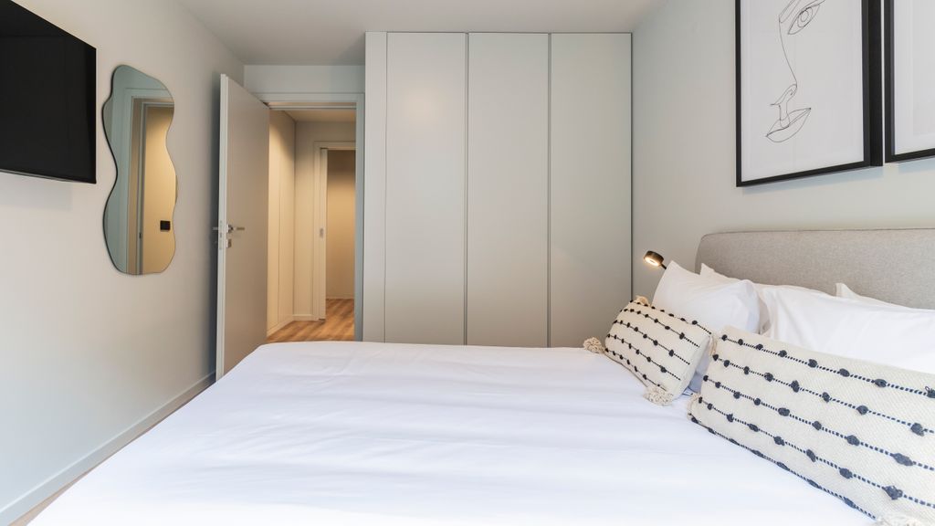 RUAH F - Fantastic Flat by LovelyStay