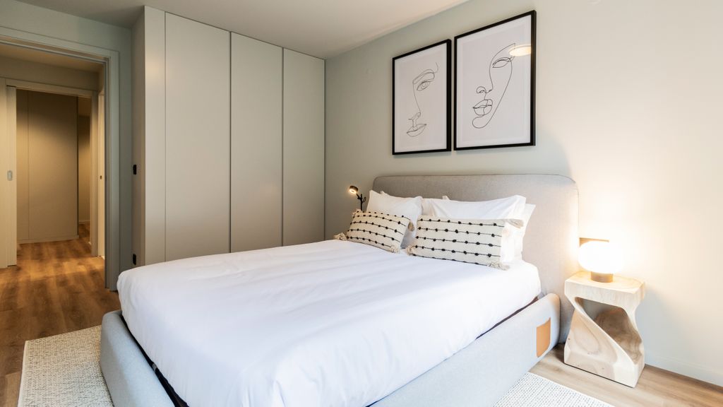 RUAH F - Fantastic Flat by LovelyStay