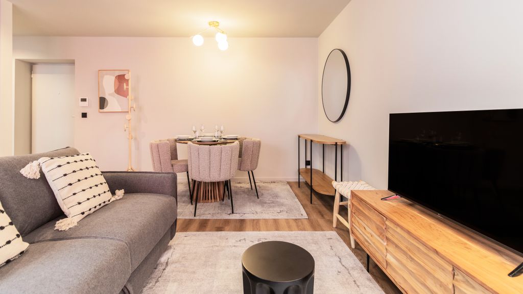 RUAH Q - Quiet Flat by LovelyStay