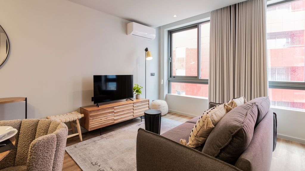RUAH Q - Quiet Flat by LovelyStay