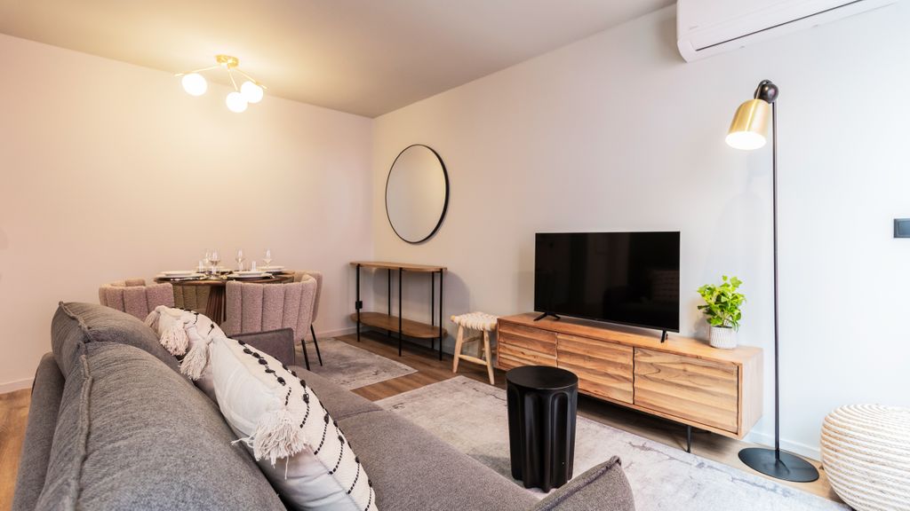 RUAH Q - Quiet Flat by LovelyStay