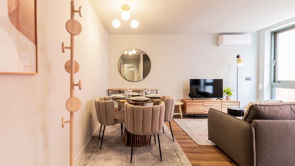 RUAH Q - Quiet Flat by LovelyStay