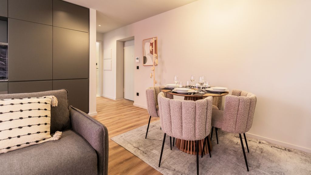 RUAH Q - Quiet Flat by LovelyStay