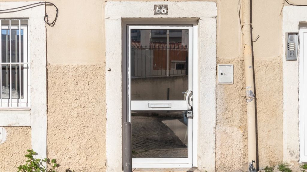 1BDR Cozy Flat in Heart of Lisbon by LovelyStay