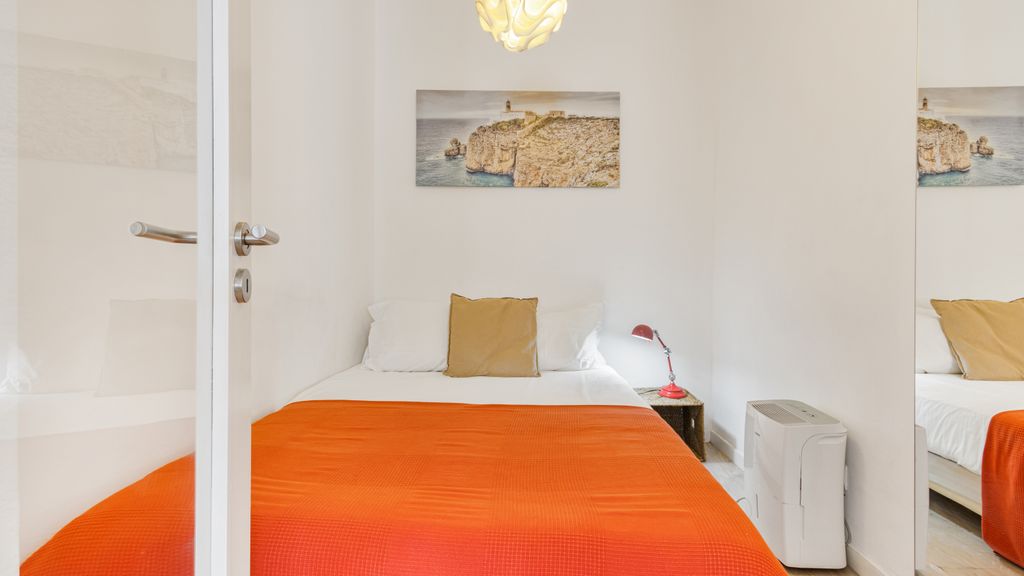 1BDR Cozy Flat in Heart of Lisbon by LovelyStay
