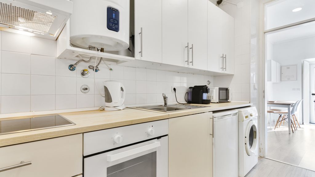 1BDR Cozy Flat in Heart of Lisbon by LovelyStay