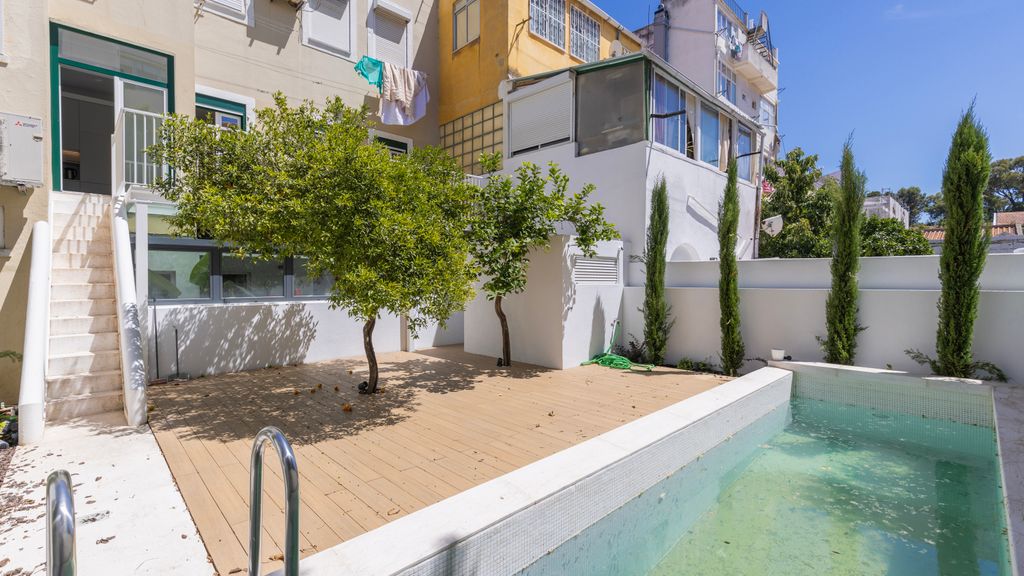 Lisbon Hidden Oasis With Pool by LovelyStay