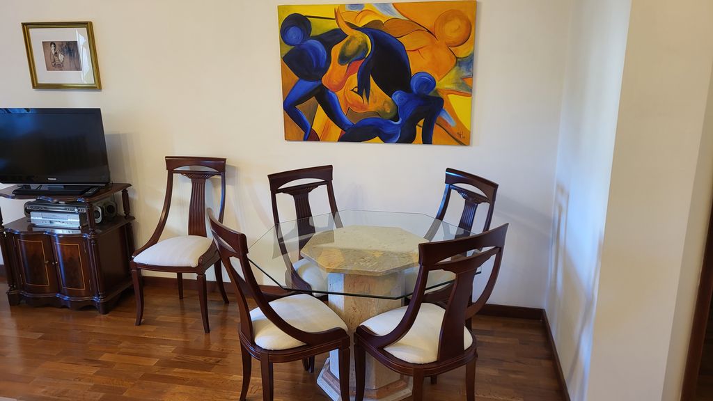Furnished 2BDR Flat in Telheiras by LovelyStay