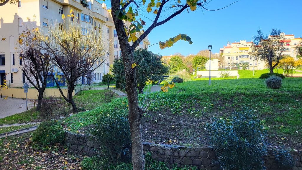 Furnished 2BDR Flat in Telheiras by LovelyStay