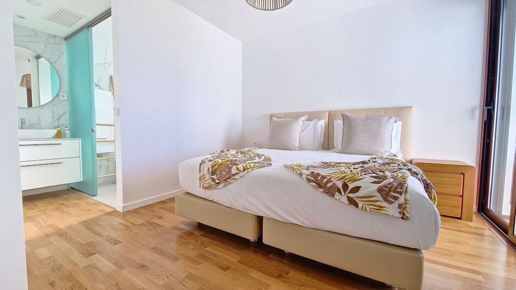 Allure Alannas Villa by LovelyStay