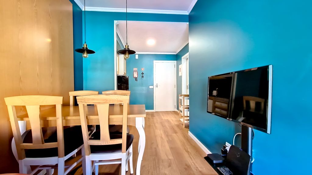 Caracas Escape by LovelyStay