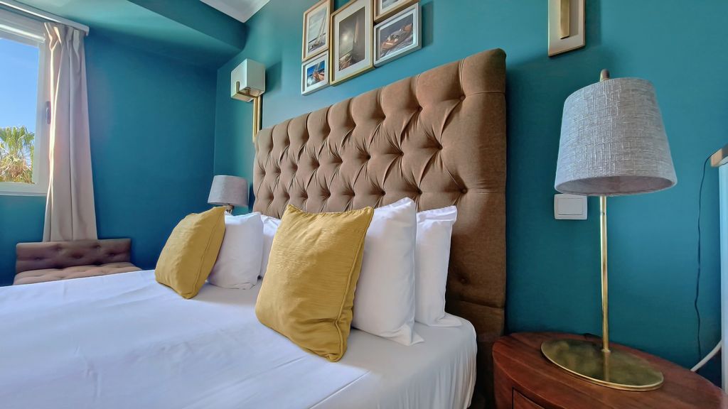 Ponta Beachside by LovelyStay