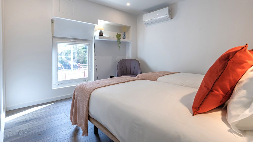 Amazing 3BDR Duplex in Lisbon by LovelyStay