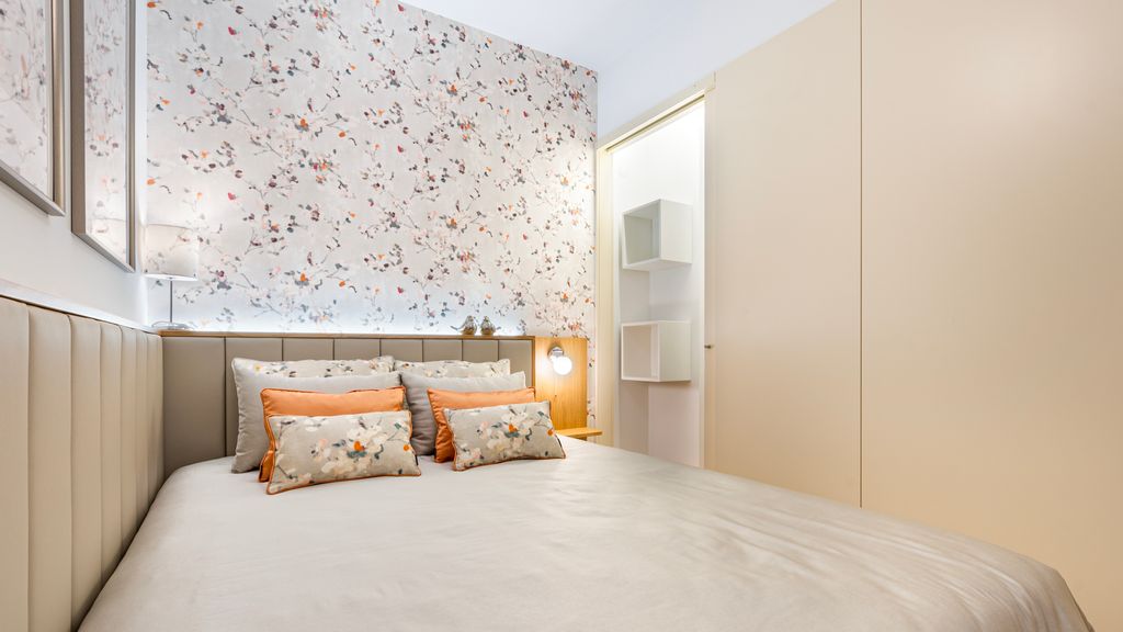 Stylish Poveiros Flat w/ Balcony by LovelyStay