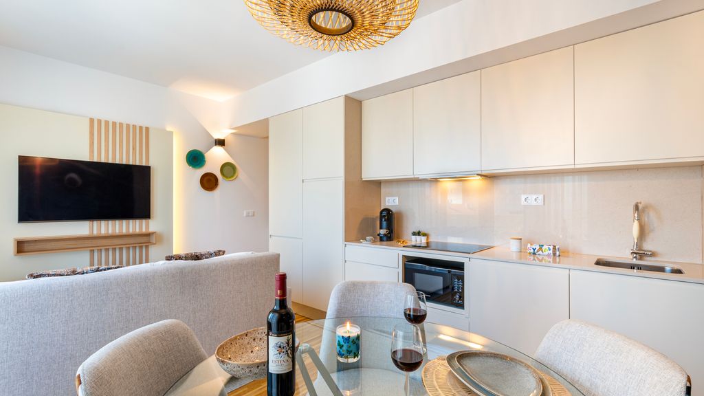 Stylish Poveiros Flat w/ Balcony by LovelyStay