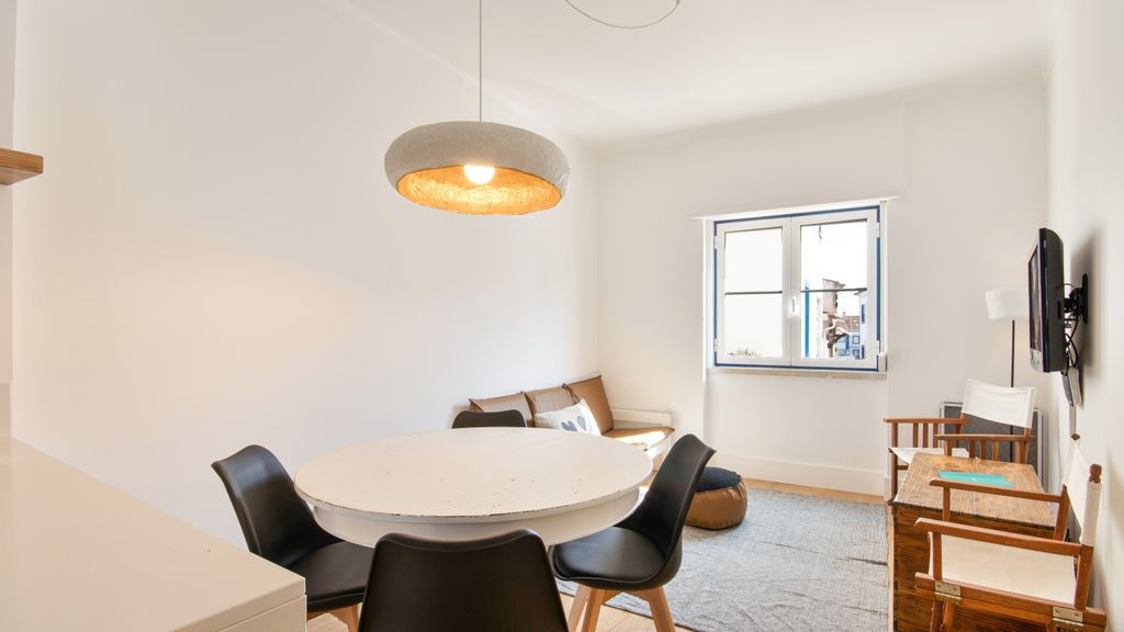 Ericeira 2BDR Coastal Escape by LovelyStay