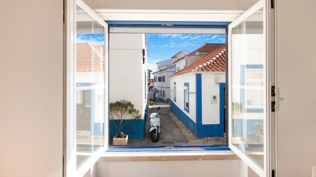 Ericeira 2BDR Coastal Escape by LovelyStay