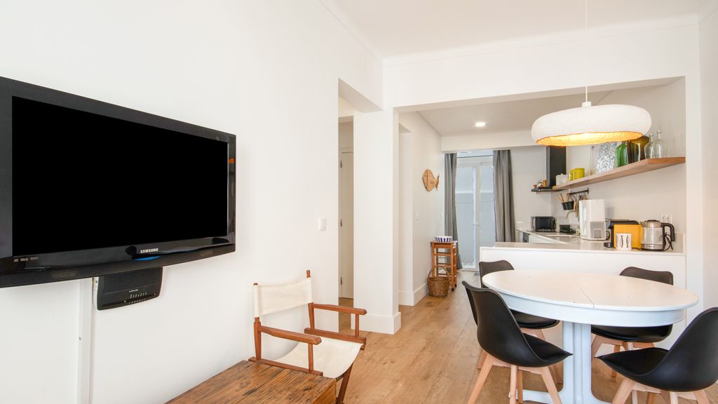 Ericeira 2BDR Coastal Escape by LovelyStay