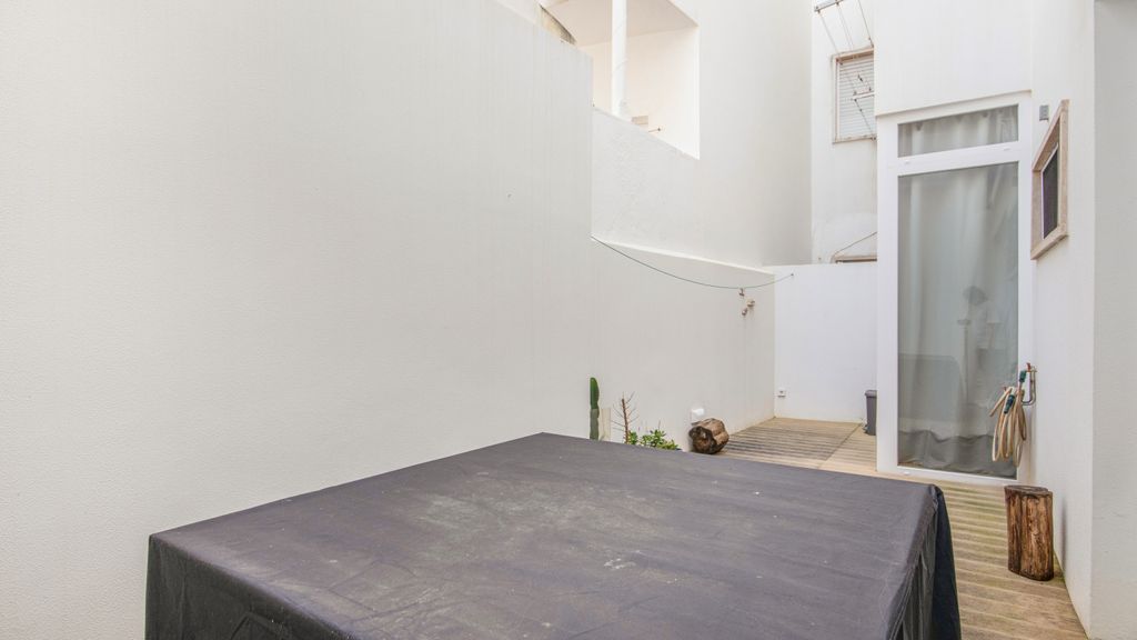 Ericeira 2BDR Coastal Escape by LovelyStay