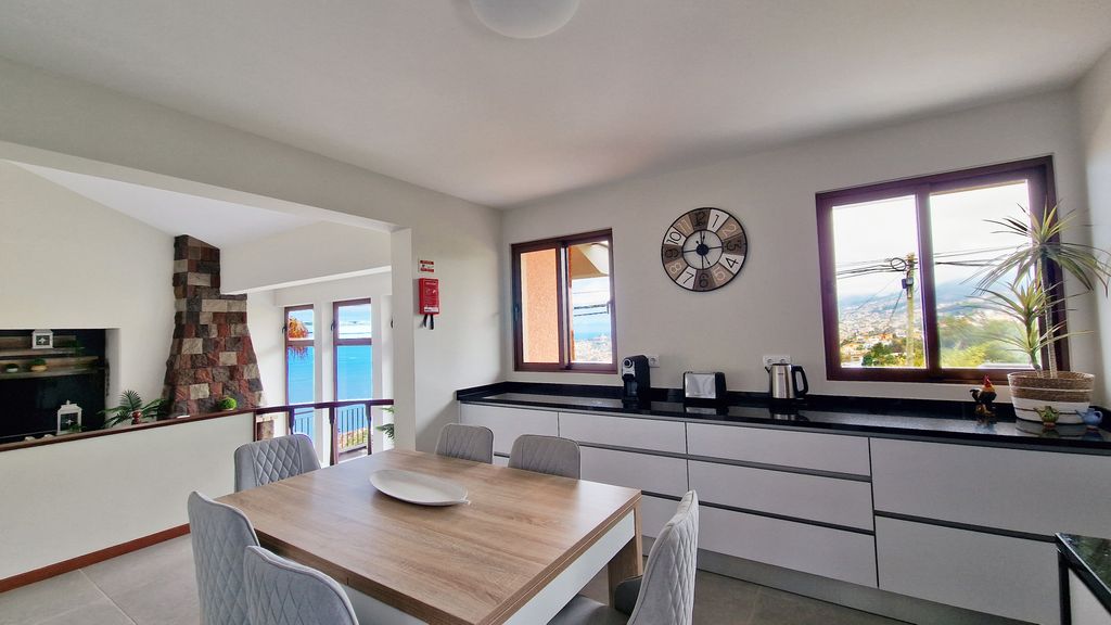 Casa Clementine by LovelyStay