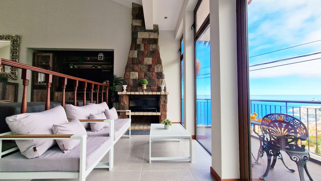 Casa Clementine by LovelyStay