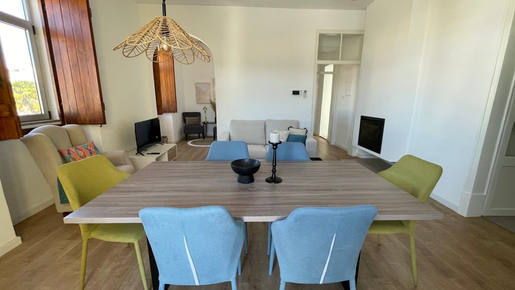 Renovated 3 BDR Duplex With Balcony by LovelyStay
