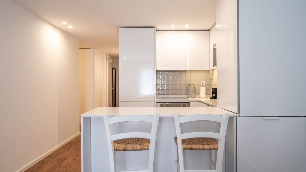 Serene and Central Apartment by LovelyStay