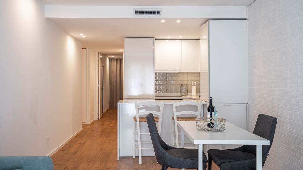 Serene and Central Apartment by LovelyStay