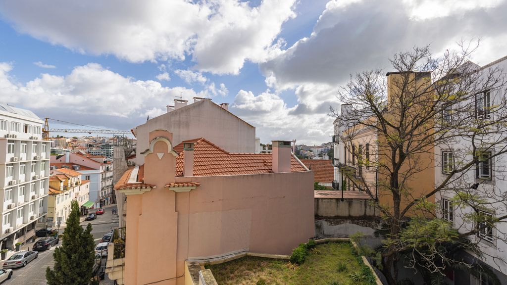 Classy 2BDR House W/Balcony by LovelyStay