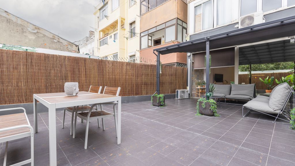 Saldanha Terrace by LovelyStay