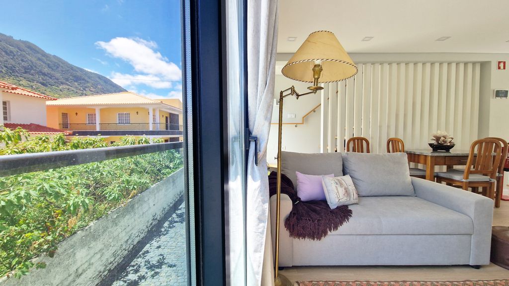 Casa D'Além I by LovelyStay