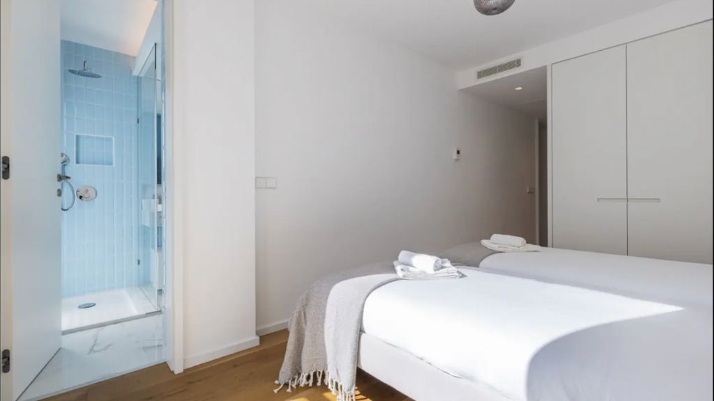 Saldanha Elegance W/ Balcony by LovelyStay