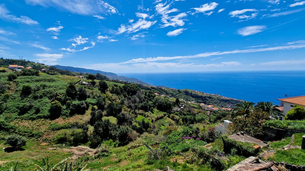 Valley Miradouro View by LovelyStay
